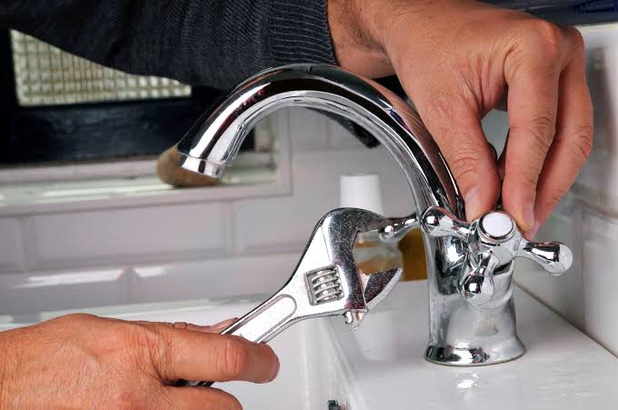 servicos relacionados com Reparação de Torneiras
